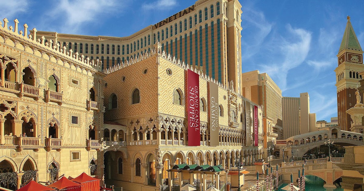 Elena M. Mitchell The Ten Most Famous Las Vegas Casinos