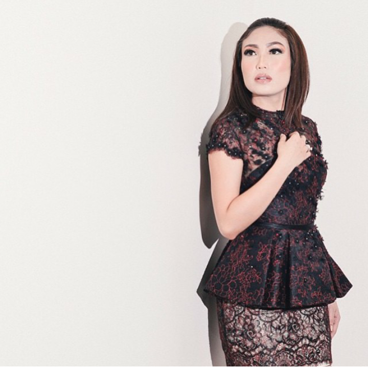 kain brokat brukat semi prancis kebaya www tokobrukat kain brokat brukat semi prancis kebaya www tokobrukat