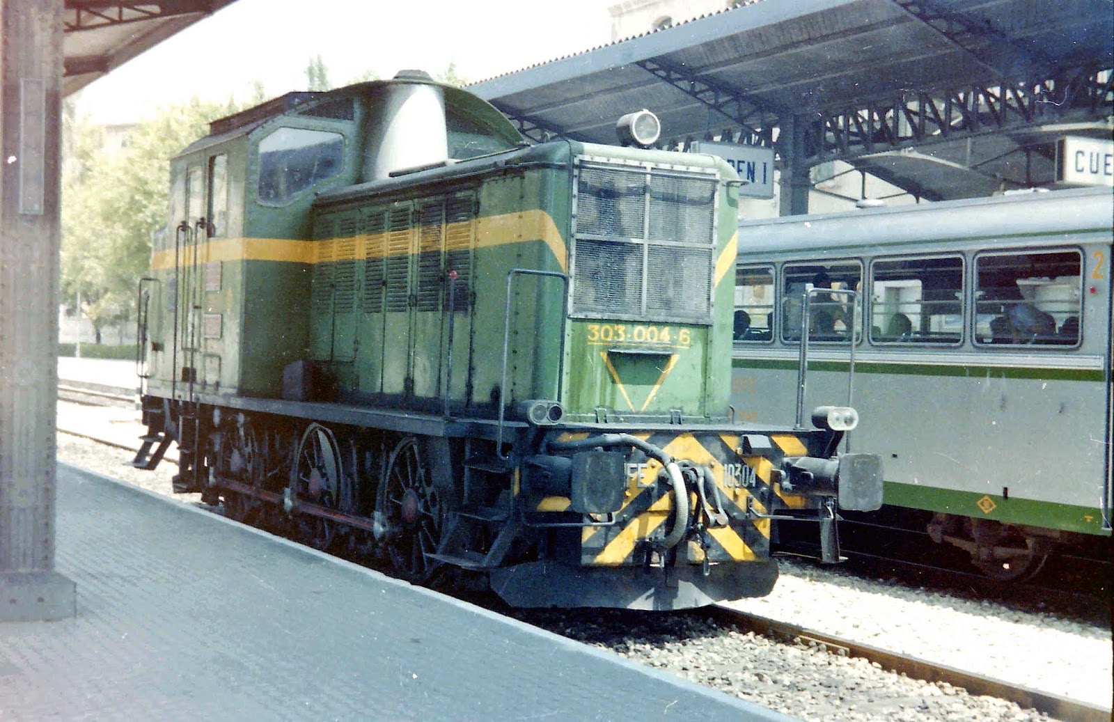 Trenes y tiempos Las eficientes y atareadas 303 (RENFE 303001 a 303202)