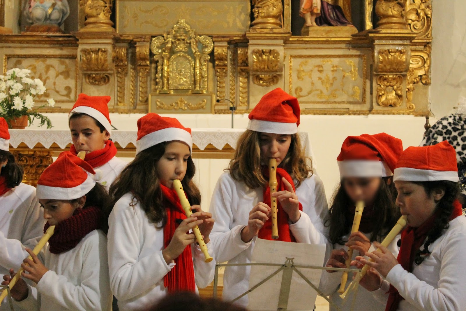 IMÁGENES DEL RECITAL DE VILLANCICOS NAVIDEÑOS DEL COLEGIO