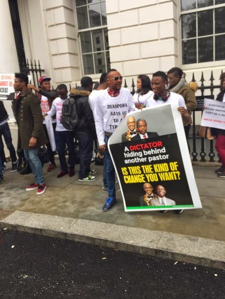 nigerians protest buhari london