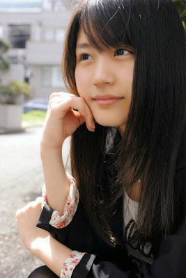 Chika Arimura, Bintang porno jepang datang ke Bali - travel destination