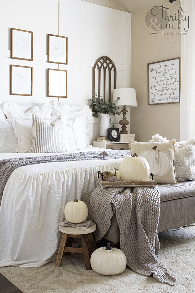 Neutral fall bedroom decor and decorating ideas. Farmhouse bedroom ideas. Board and batten bedroom. Vaulted ceilings in bedroom. Best white bedding