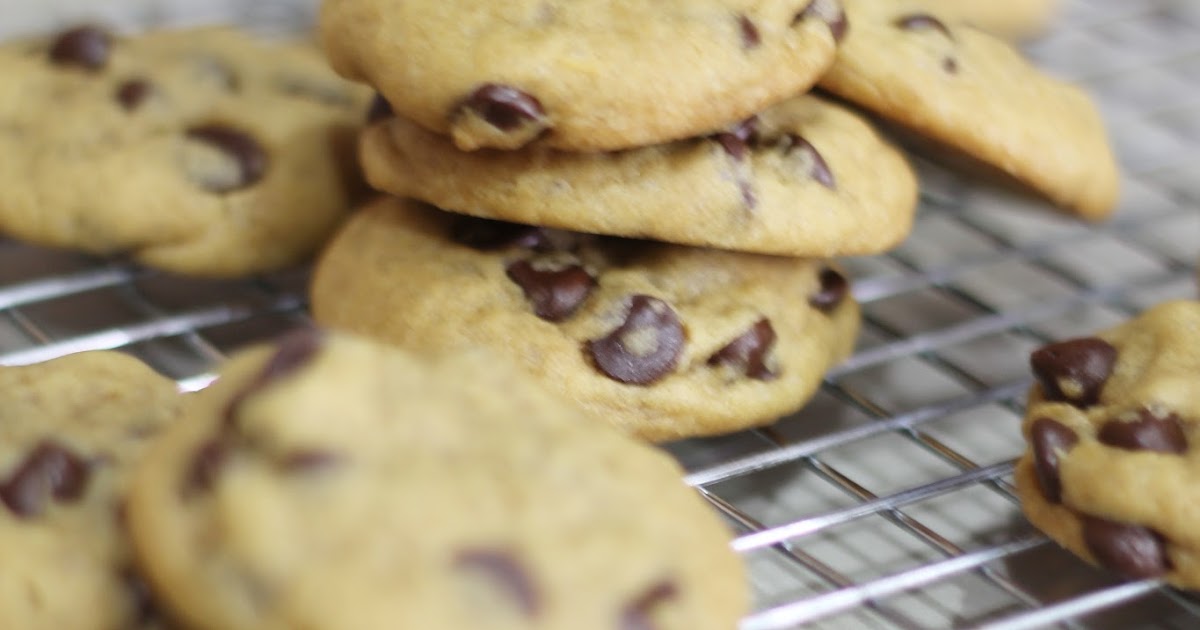 Anna Olson's Classic Chocolate Chips Cookies
