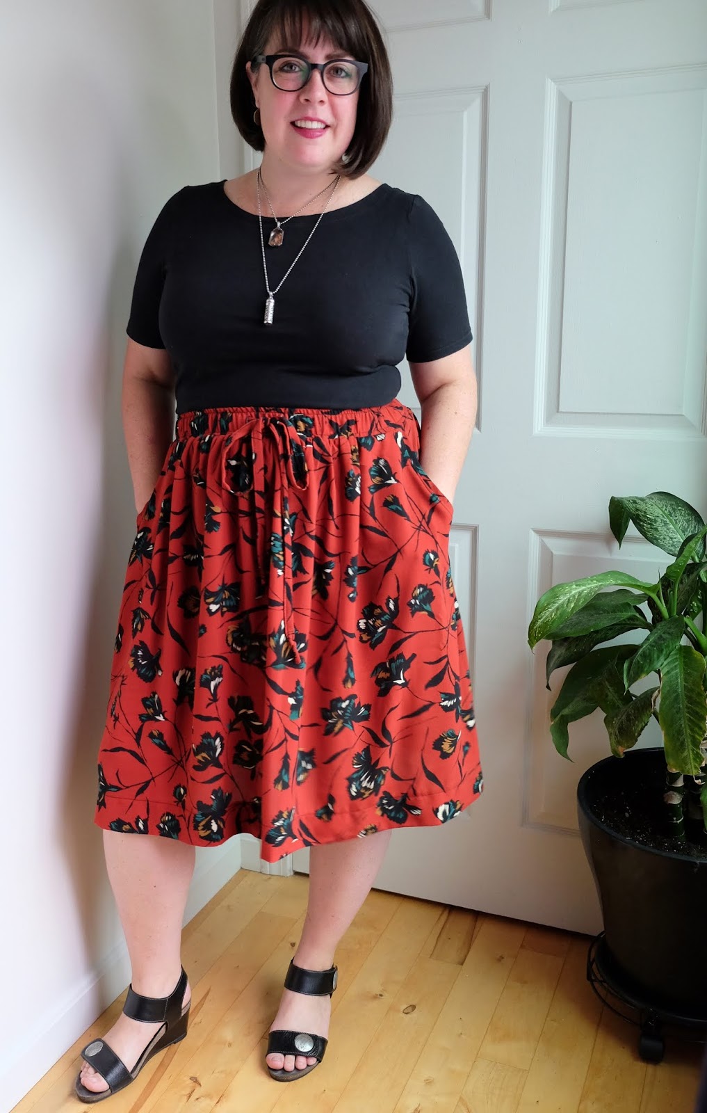 Cookin' & Craftin': Floral Lawley Skirt
