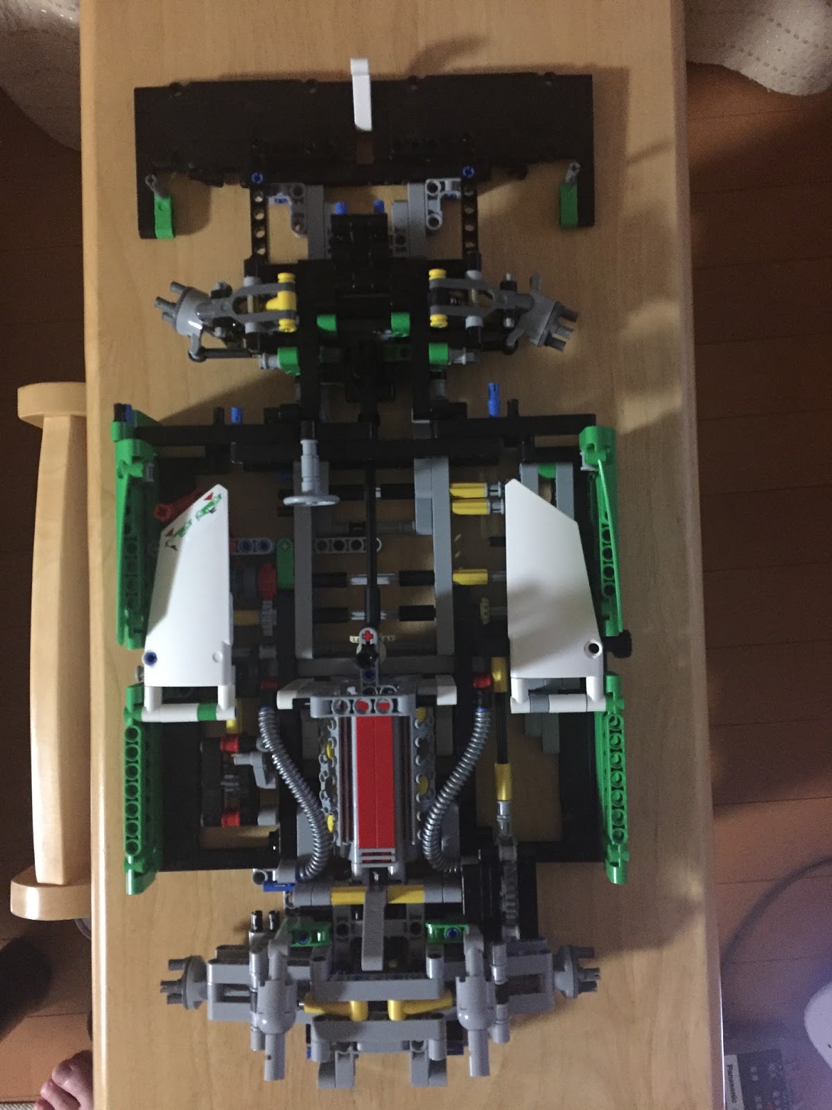 Made in Japan: Lego 42039 24 Hours Race Car の作成 2回目