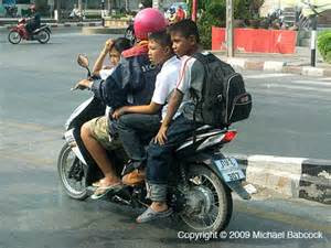 Rent-a-motorbike-in-thailand