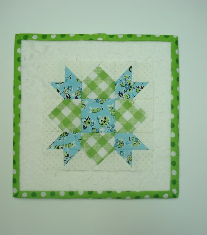 Bee In My Easy Weathervane Quilt Block Tutorial...