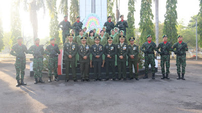 MENGENANG JASA LETKOL INF (ANUMERTA) MOHAMMAD SROEDJI DAN PAHLAWAN LAINNYA, PRAJURIT DAN PERSIT YONIF RAIDER 514 KOSTRAD MELAKSANAKAN ZIARAH DAN TABUR BUNGA DI TMP PATRANG DAN TPU TUNJUNG KAB. JEMBER