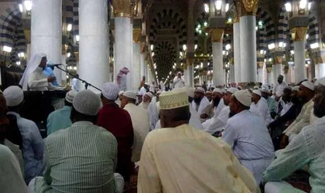 The status of the Bengali language: The mosque is being used in the mosque