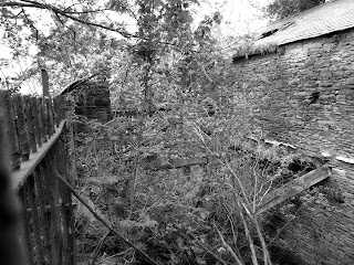 <img src="Rakewood Lower Mill  .jpeg" alt="historic places around manchester, urban photography, hidden places uk">