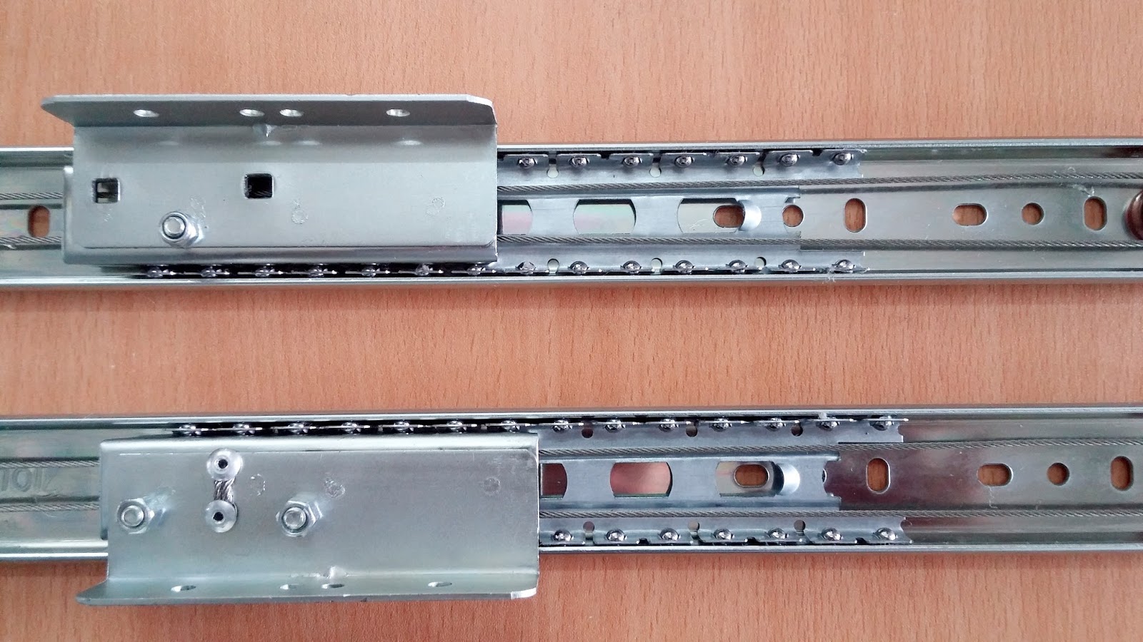 ray trượt cánh bướm