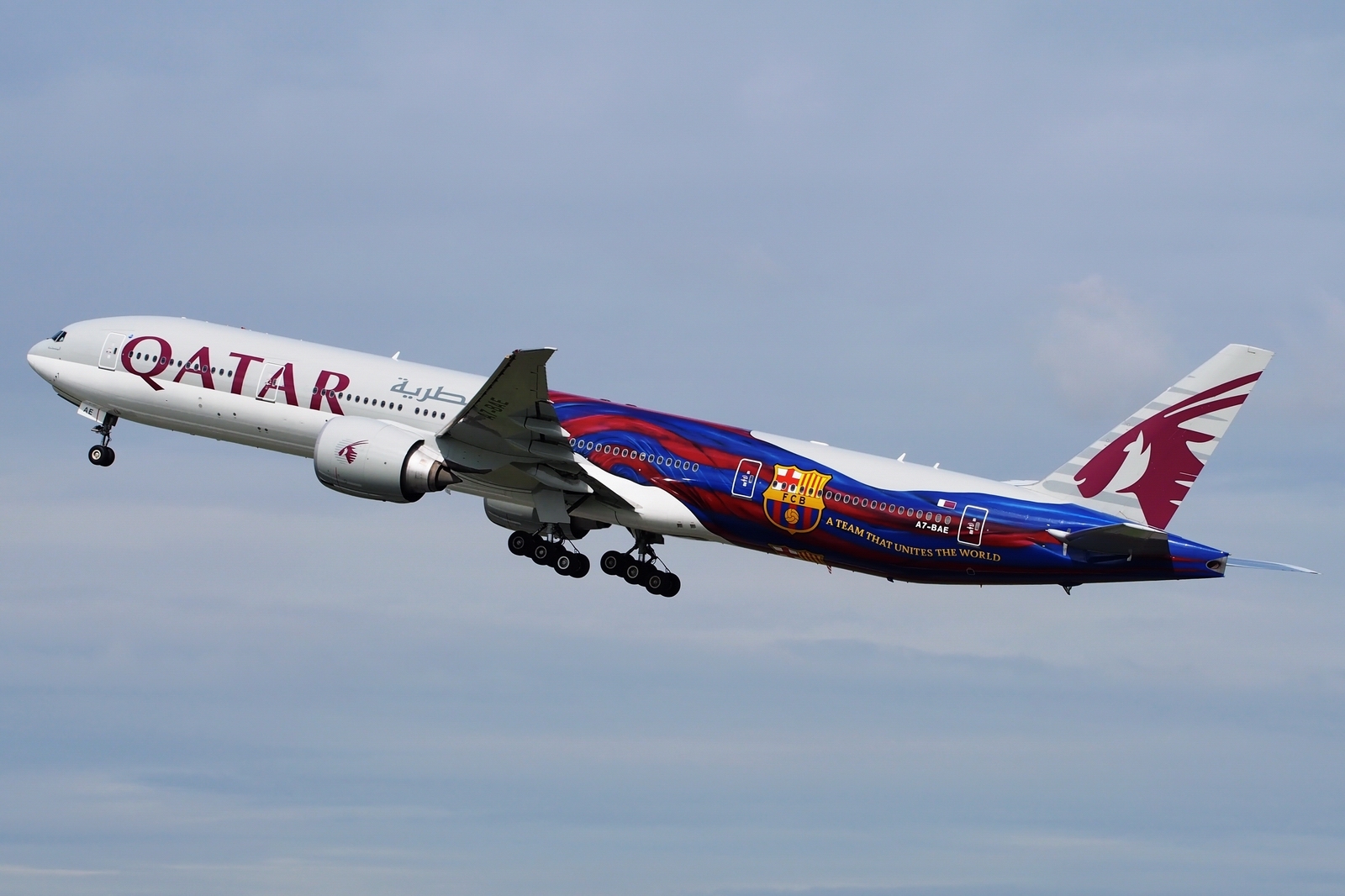 Qatar Airways Boeing 777 300er Fc Barcelona Livery Aircraft Images, Photos, Reviews