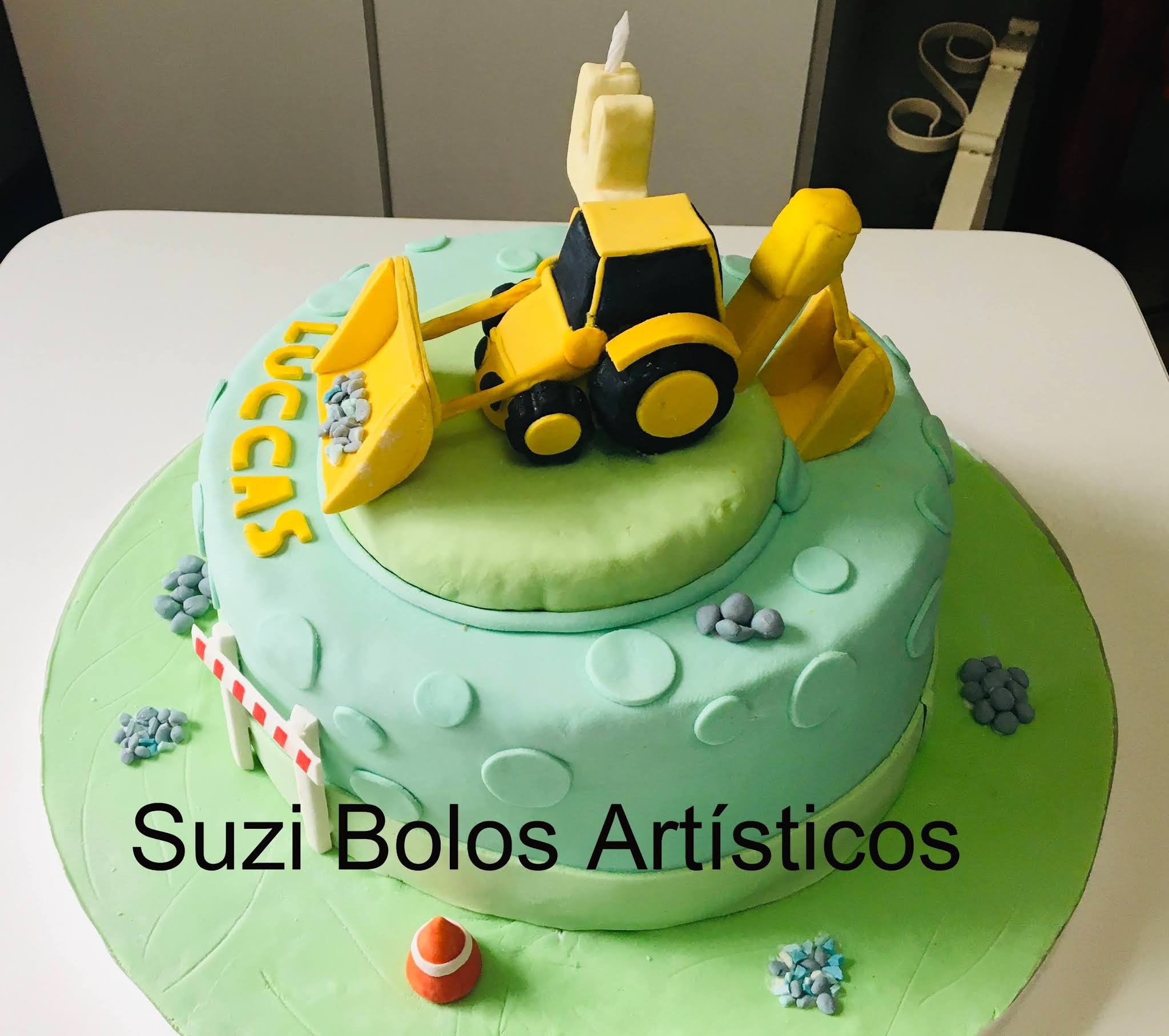 Featured image of post Bolo De Retroescavadeira