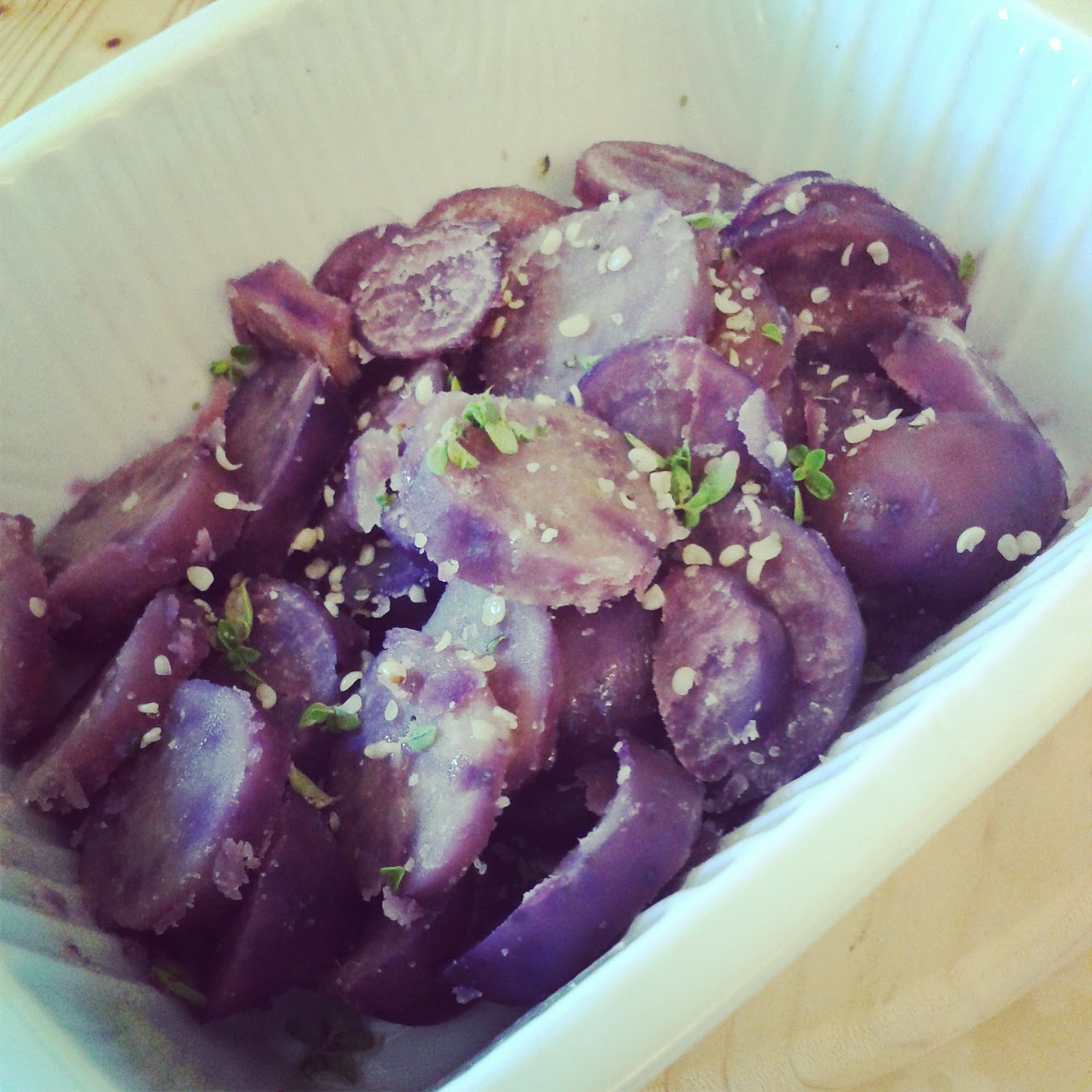 Con un pizzico di... Patate viola al forno