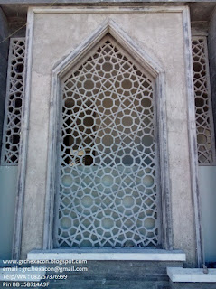 panel GRC krawangan masjid Ar Roudhoh terpasang di bangunan masjid