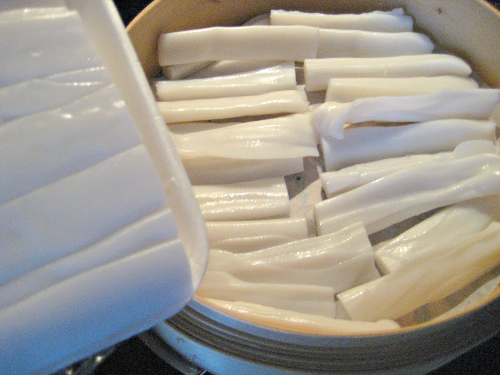 Susan's SavourIt! Steamed Chinese Rice Rolls...