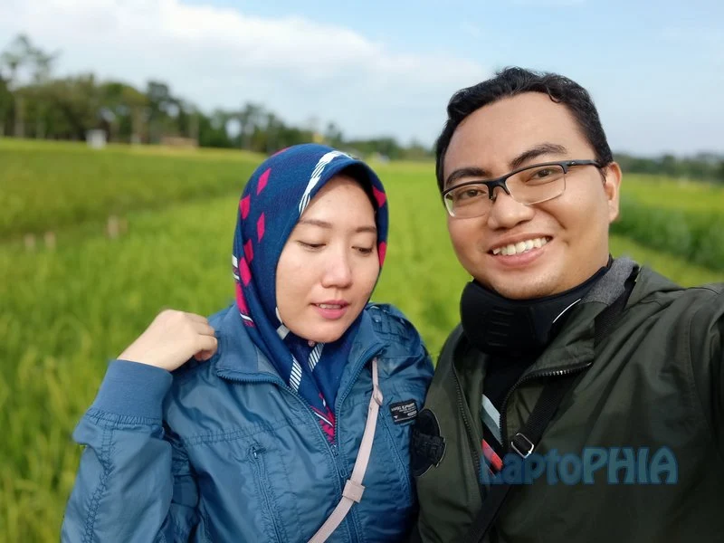 Hasil Foto Kamera Depan Xiaomi Redmi Note 9