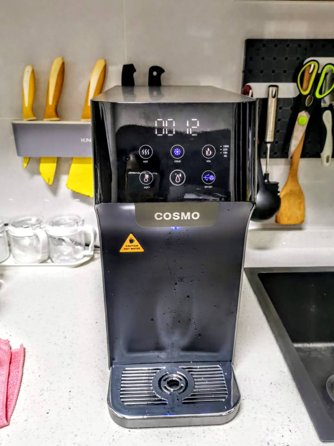 The J Babies Cosmo Quantum Instant Hot & Cold Water Dispenser (Review!)