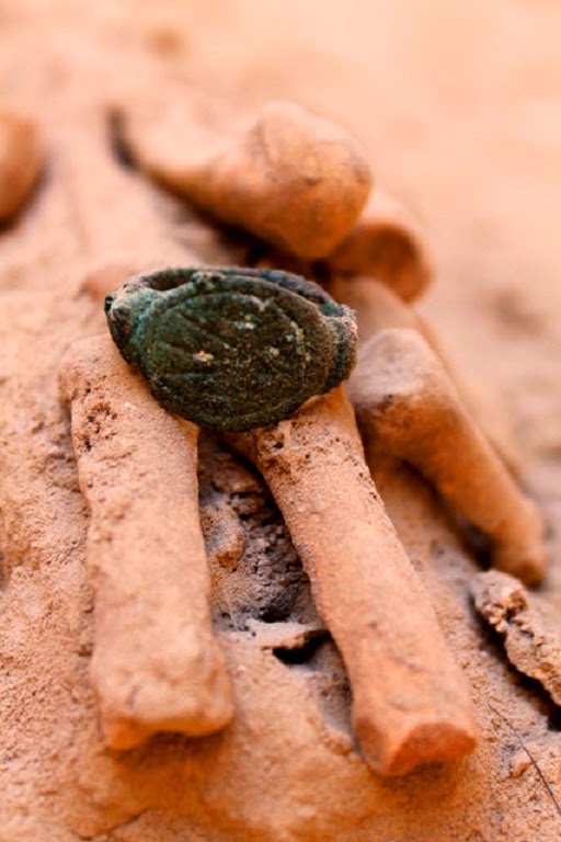 2,000 year old burials discovered in South Kazakhstan 2,000 year old burials discovered in South Kazakhstan