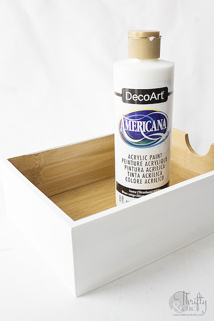 Organizer hack. Organization and decluttering ideas. Bathroom organization ideas. Desk organizer. DIY desk organizer makeover.