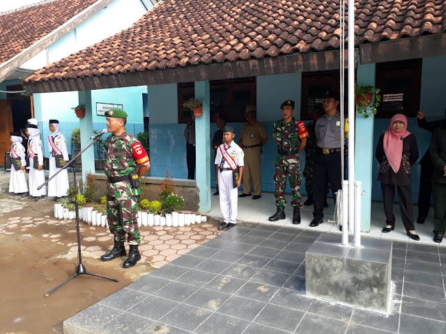 Jadi Irup di Sekolah, Babinsa Bentuk Mental dan Kepribadian Yang Tangguh Bagi Generasi Penerus Bangsa