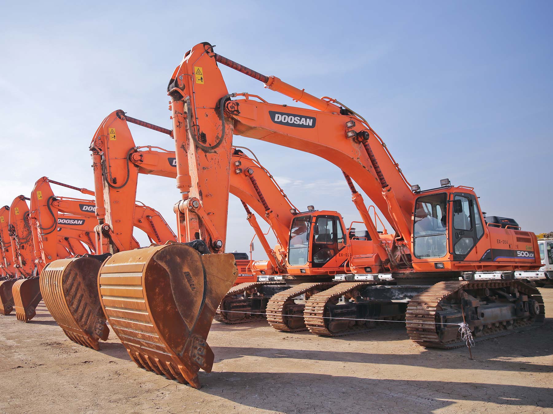 10 of the Largest Excavators in the World!