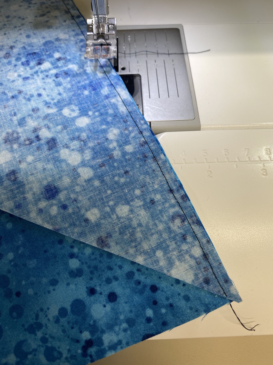 seamly-behaviour-rhapsody-2-0-and-homemade-bias-binding