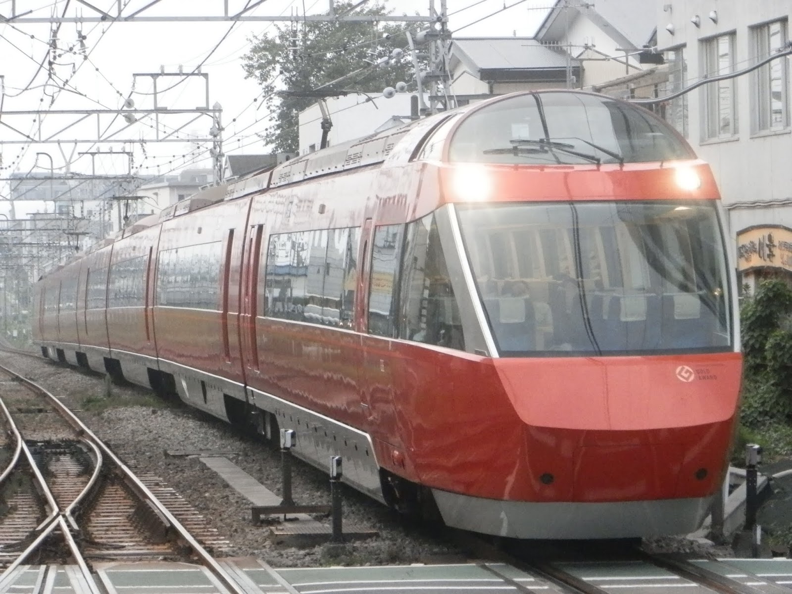 小田急沿線住み鉄道ファン日記 急遽変更 小田急電鉄ロマンスカー Gse 形fが人身事故に巻き込まれ代走運用が発生