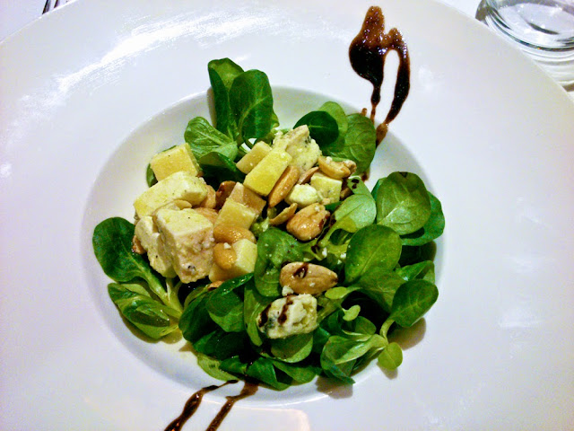 Ensalada de Quesos Asturianos. Restaurante El Tizón. Oviedo, por El Guisante Verde Project