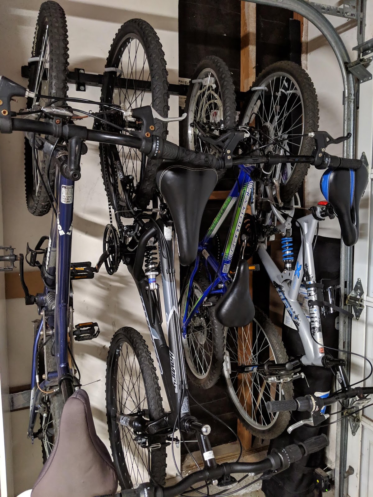 How to organize your bikes in the garage