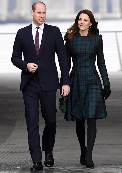 Kate Middleton wore McQueen coatdress, Kate carried a green Manu Atelier bag