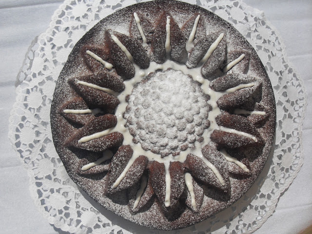  TORTA A LOS TRES CHOCOLATES 