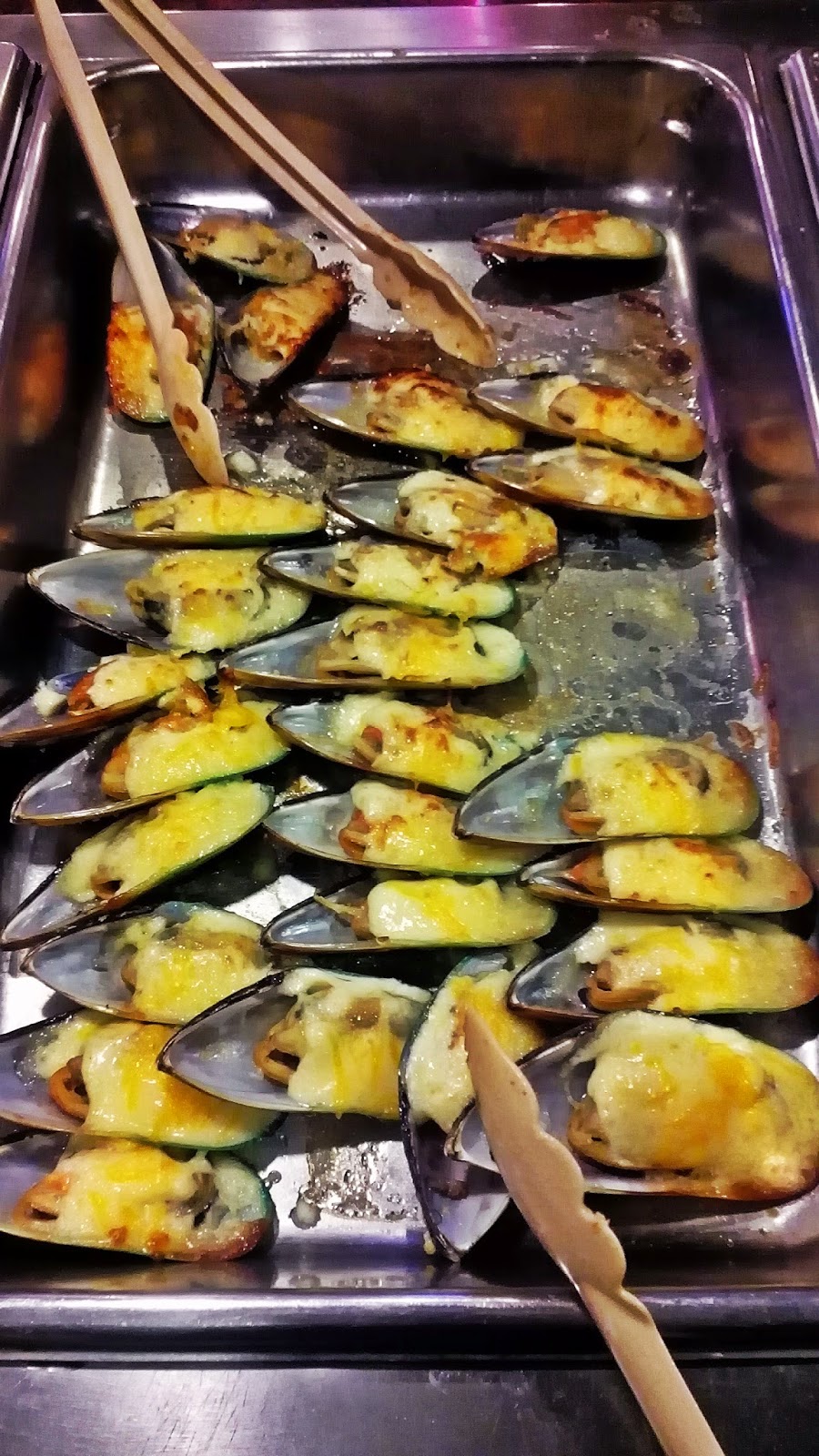 Journal: 39 Ways To Describe A Chinese Buffet Dinner