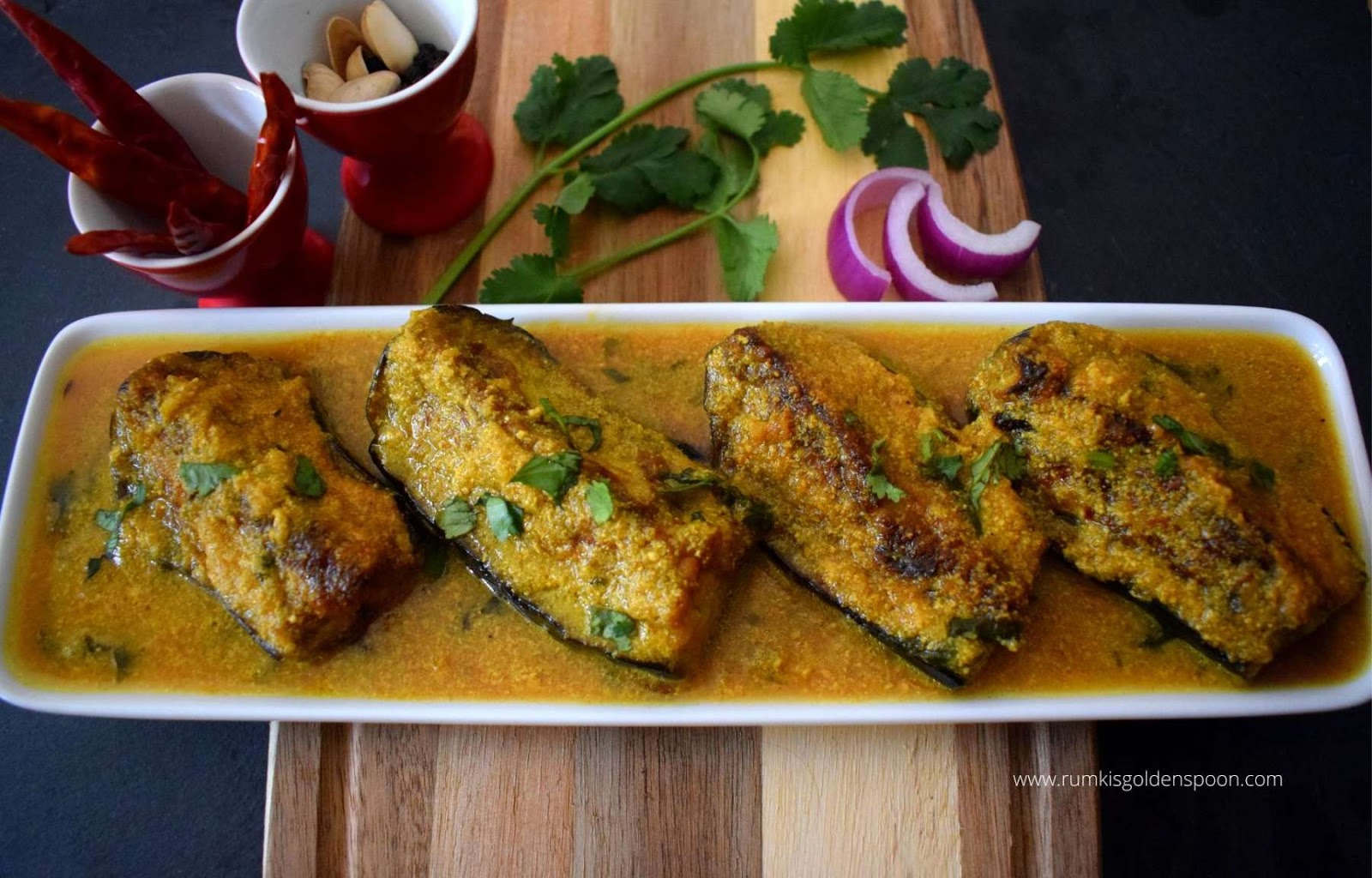 Dahi Baingan, Dahi Baingan Recipe, how to make Dahi Baingan, recipe for Dahi Baingan, brinjal curry, brinjal curry recipe, veggie recipes of India, recipes for eggplant curry, aubergine curry, Indian curry recipes,Rumki's Golden Spoon