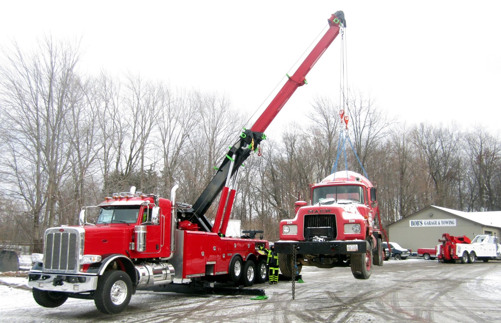 GTA Tow Truck Type of vehicles required for Heavy Duty Towing Toronto