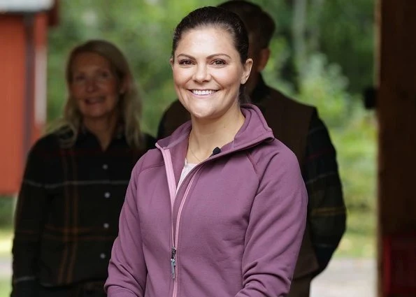 Crown Princess Victoria's 14th hiking is taking place in Billudden Nature Reserve located in the north of Uppland