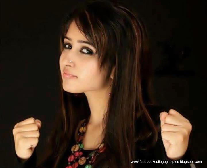 Indian Pakistani Facebook Beautiful College Woman Images 30 Pics Facebook College School