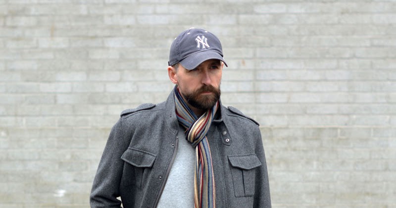 Can Men in Their 40s Wear a Baseball Cap Without Looking Scruffy?