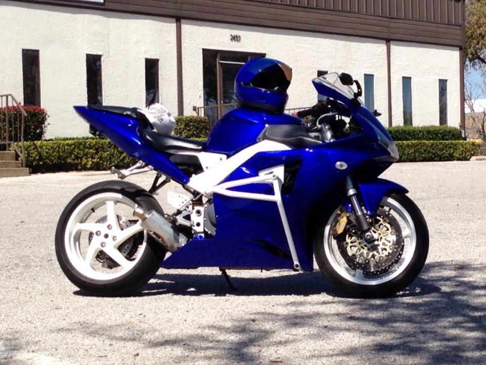 Honda CBR 929rr/954rr Reader's Rides