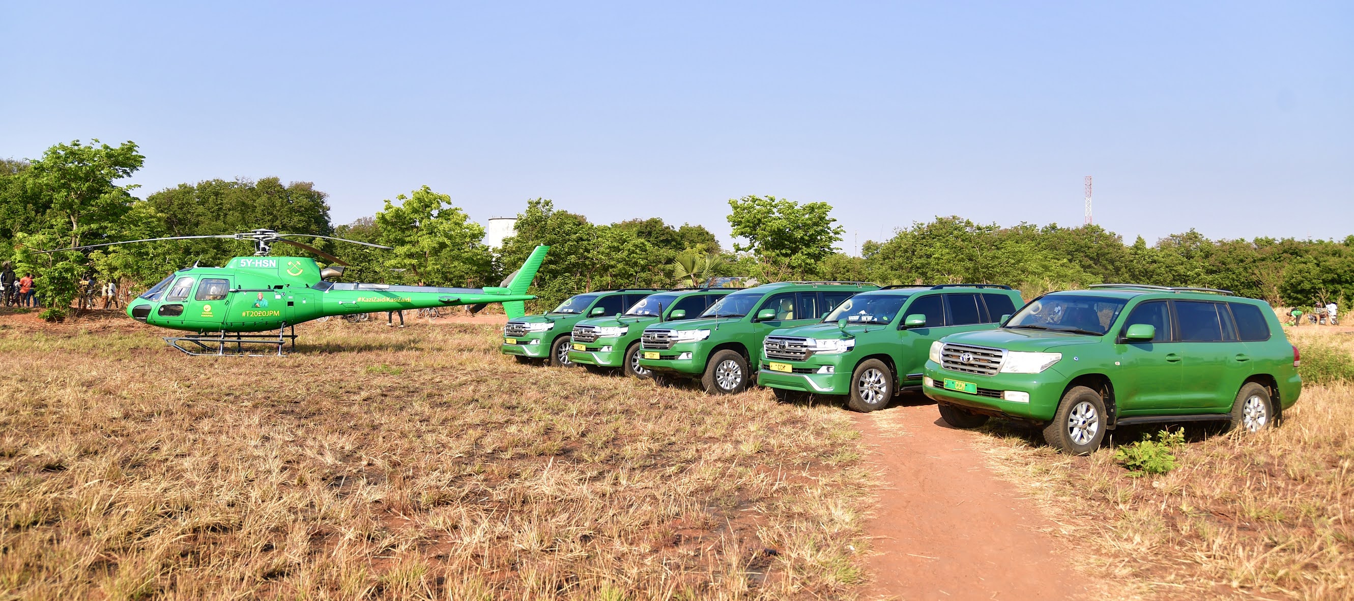 PICHA Chopa Pamoja Na Magari Yanayotumika Katika Kampenisexiezpix Web Porn