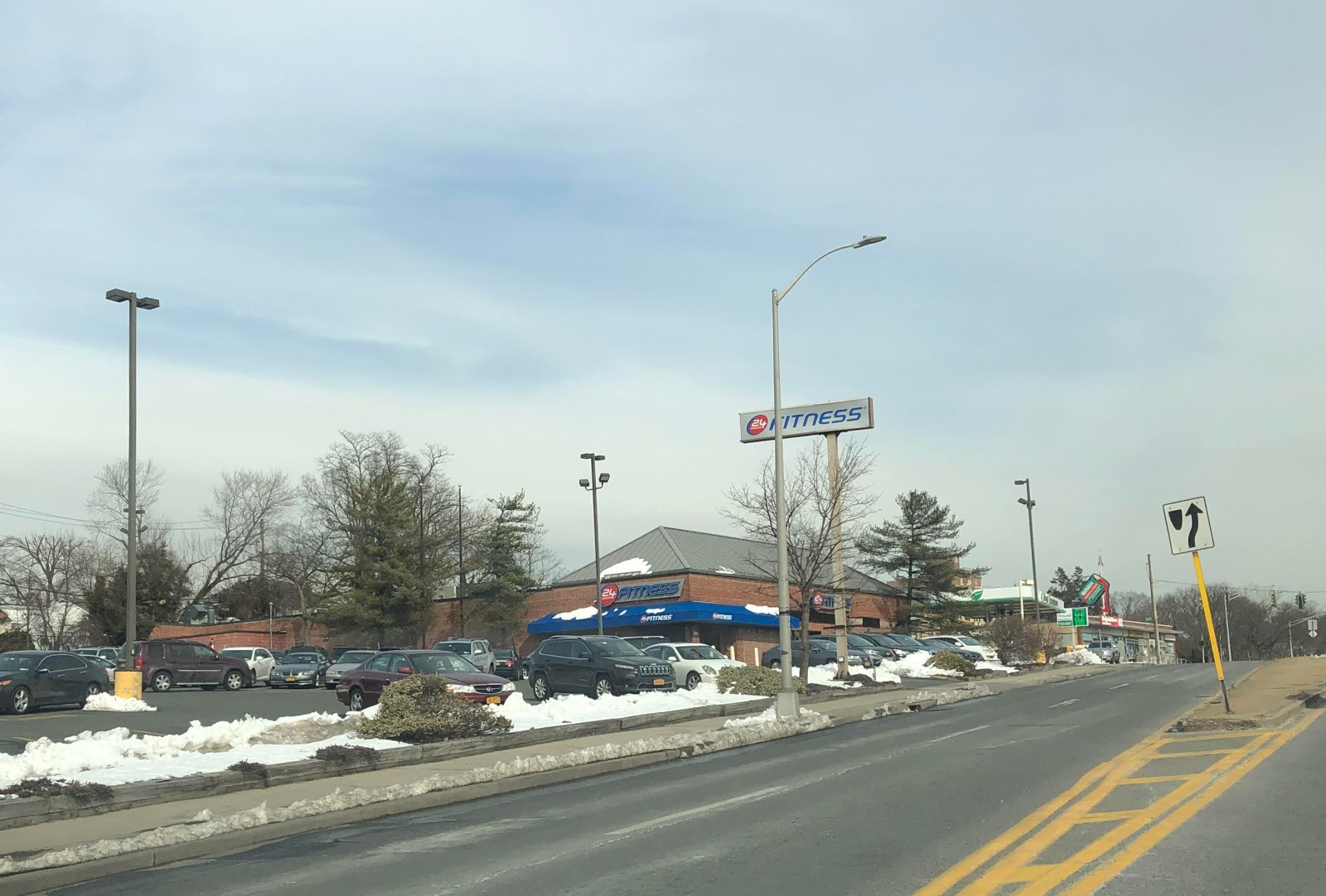 589 Tuckahoe Rd, Yonkers, NY