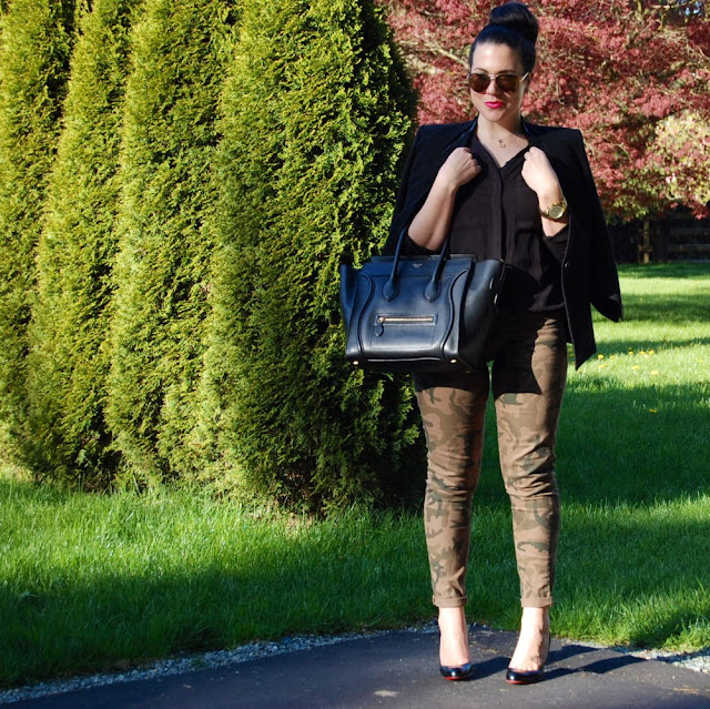 Camo skinny jeans, Helmut Lang Cusp blazer, Celine Mini Luggage tote, Christian Louboutin kid 100 pumps