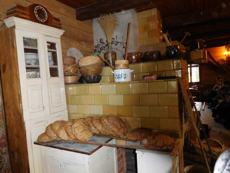 School trip to Bread Cottage for students from SOS-W
