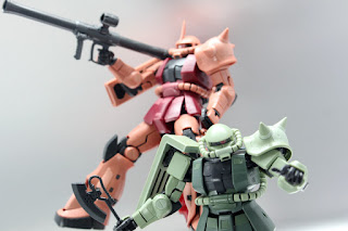 http://gundambaka.blogspot.hk/2015/07/gunpla-rg-chars-zaku-ii-zaku-ii-type-f.html