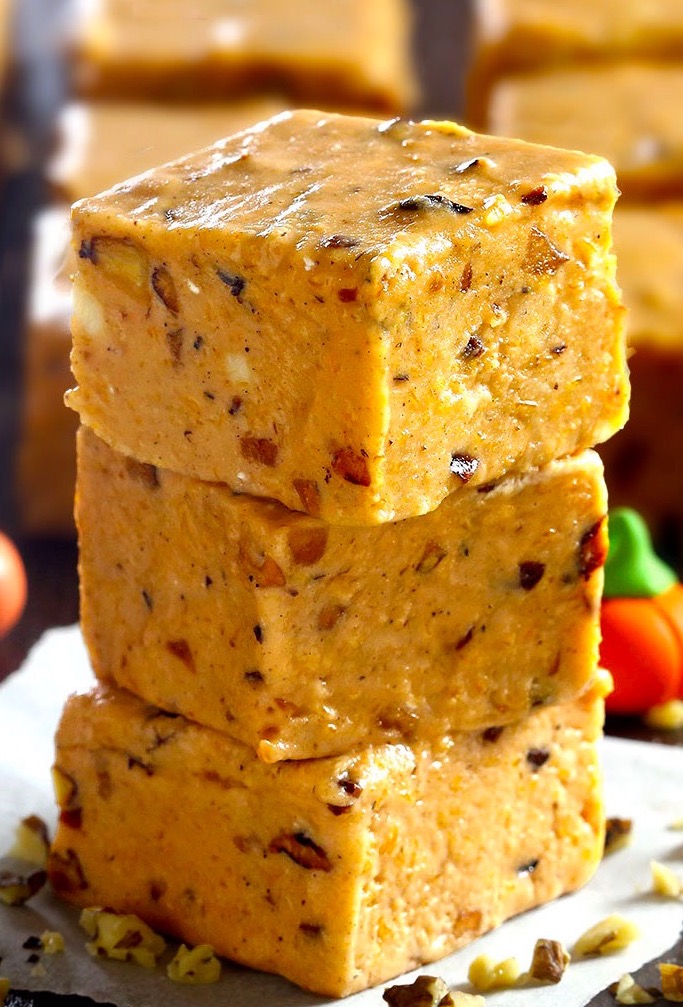 Pumpkin Pie Fudge with White Chocolate Joki's Kitchen