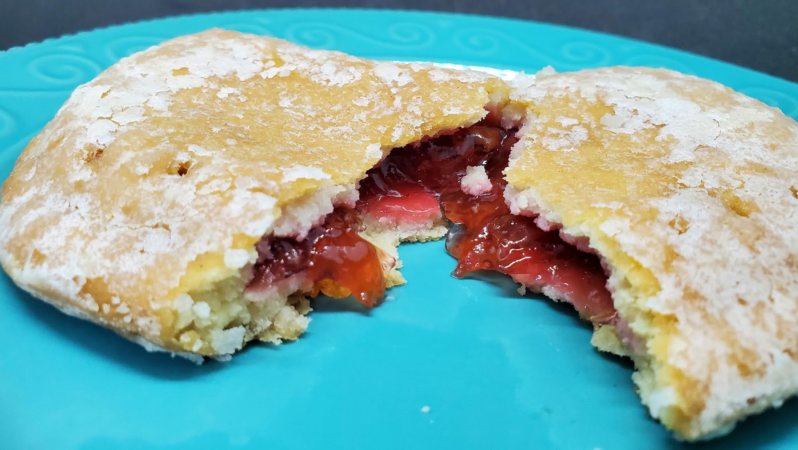 Comparing Entenmann's Cherry Fruit Pies to Hostess Fruit Pies of my youth