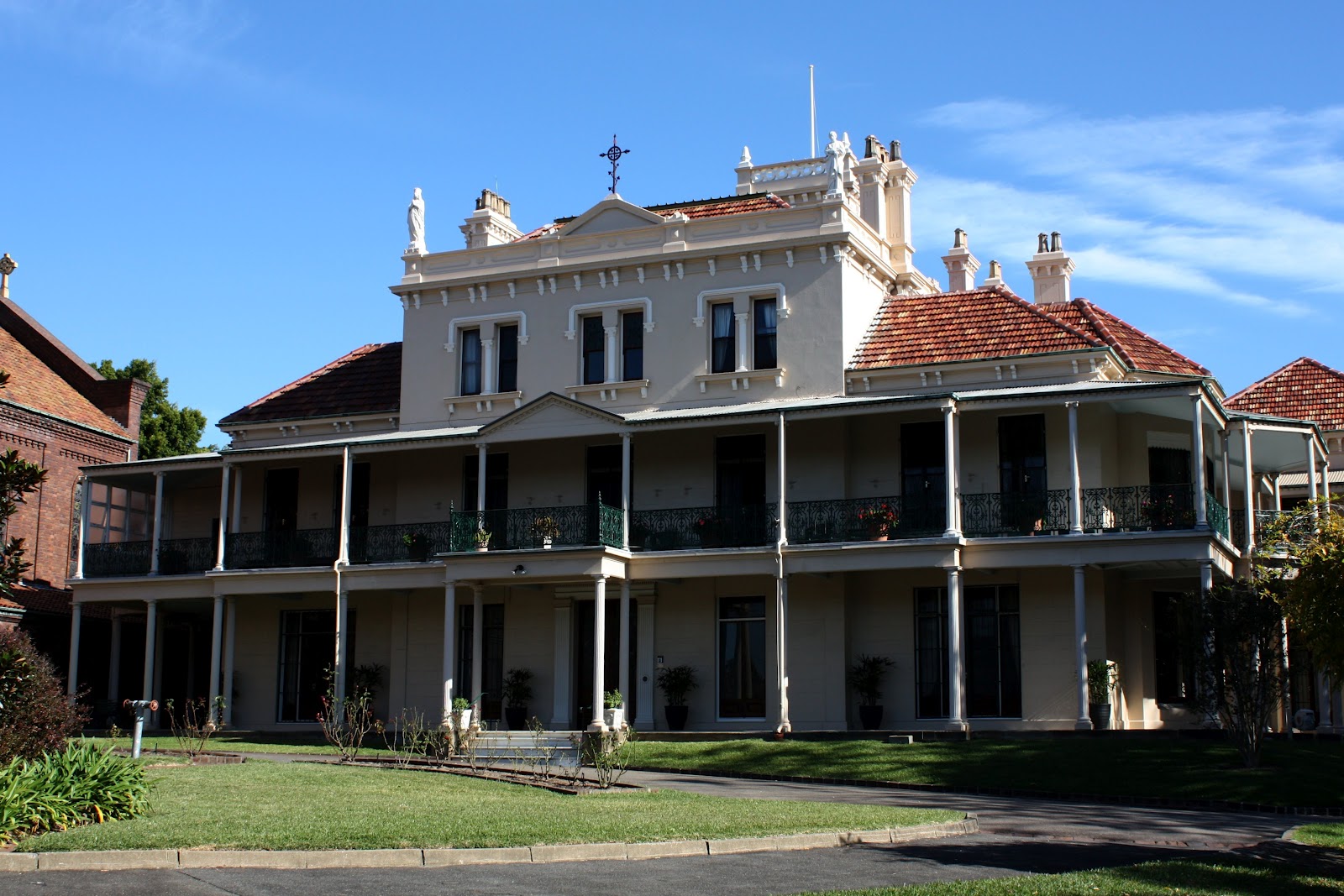 Sydney - City and Suburbs: Glebe, St Scholastica's College