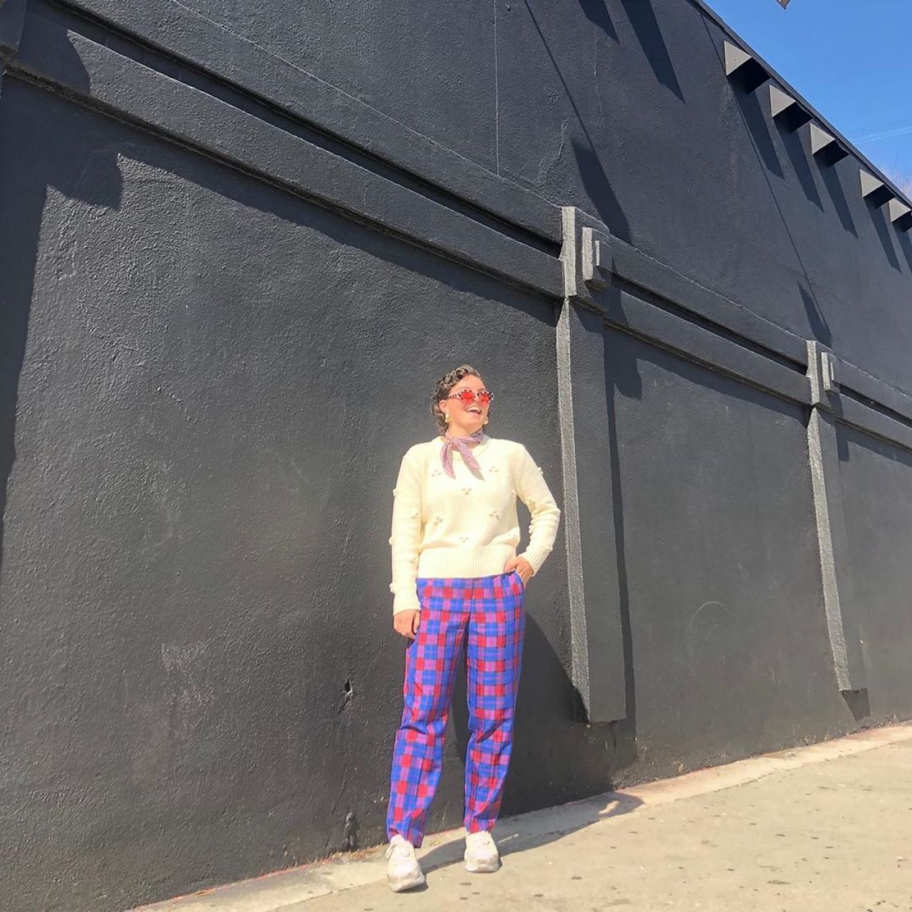 DC COMICS AND ARROWVERSE : Gotham Star Camren Bicondova – Social Media