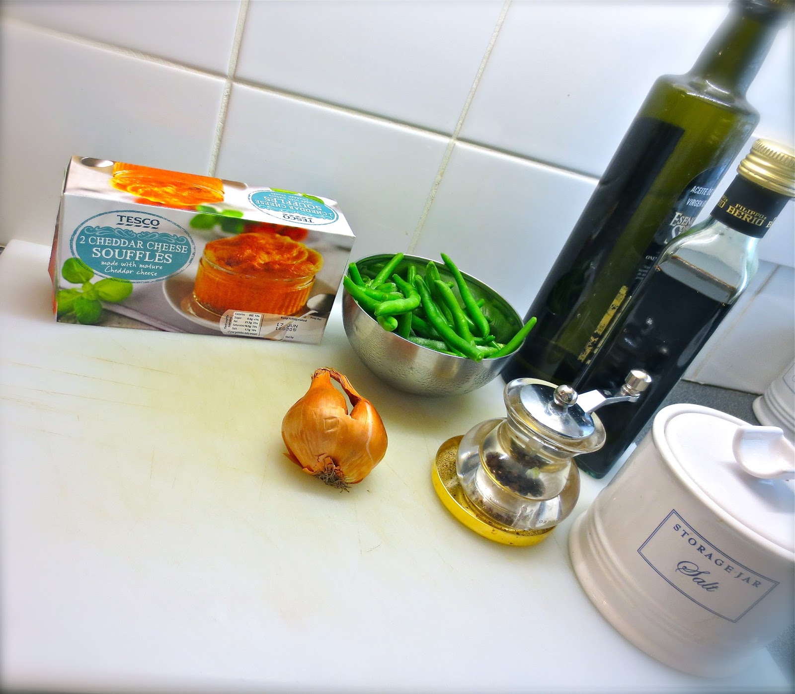 The Hussy London Housewife Tesco Entertaining Cheese Souffle Review